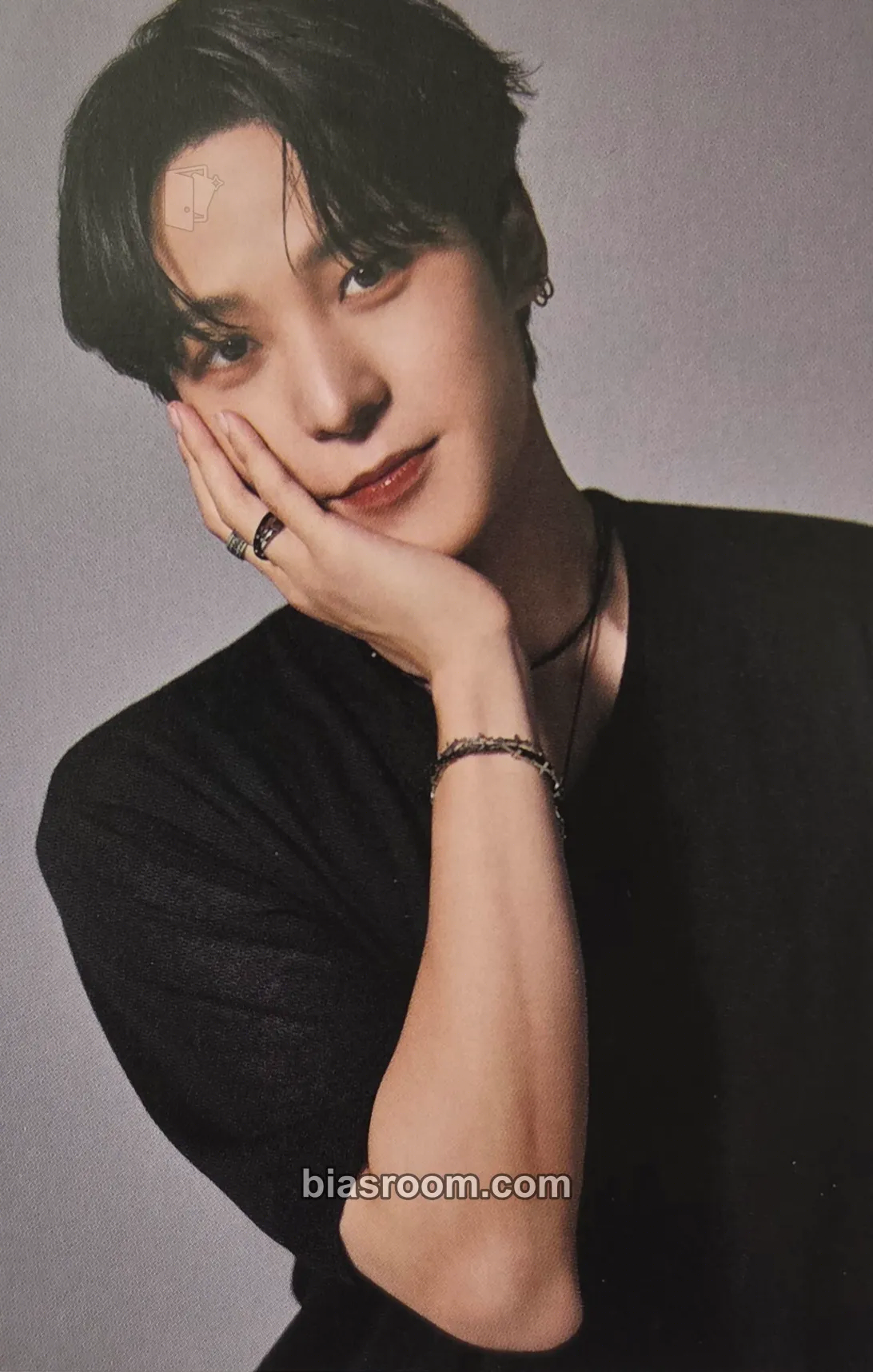 Yunho 2023 Cawaii! Men Magazine Photocard - ATEEZ - ATEEZ K-pop photocard