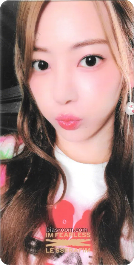 Sakura ANTIFRAGILE Photocard - LE SSERAFIM - LE SSERAFIM K-pop photocard