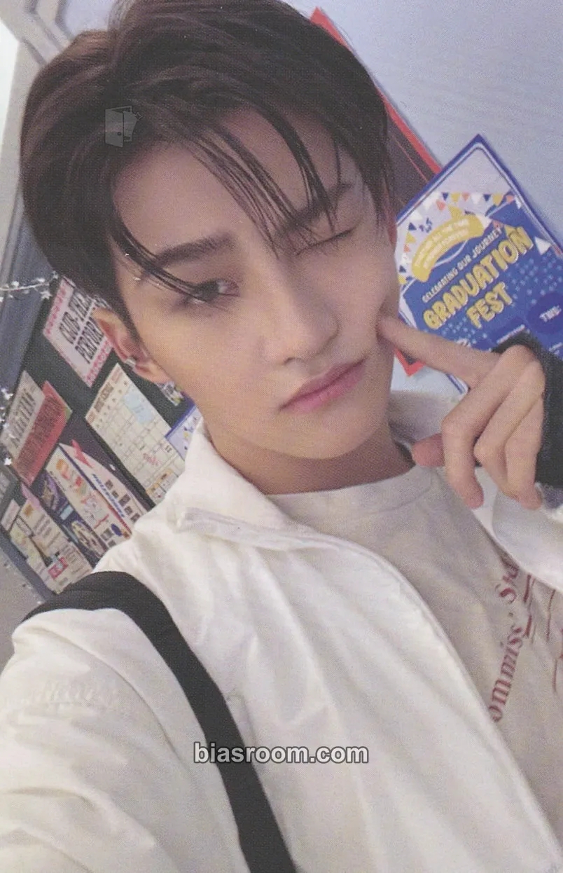 Jihoon Last Bell Photocard - TWS - TWS K-pop photocard