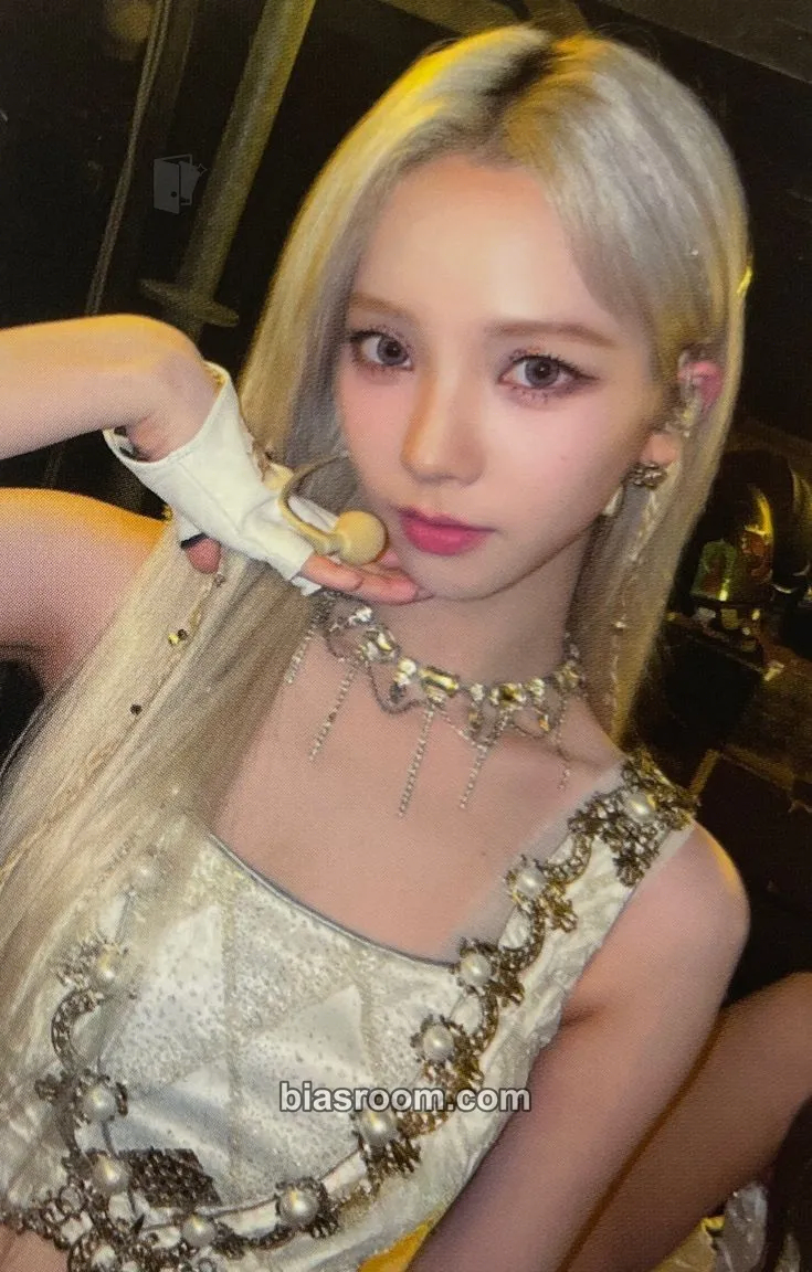 Karina My World Photocard - aespa - aespa K-pop photocard
