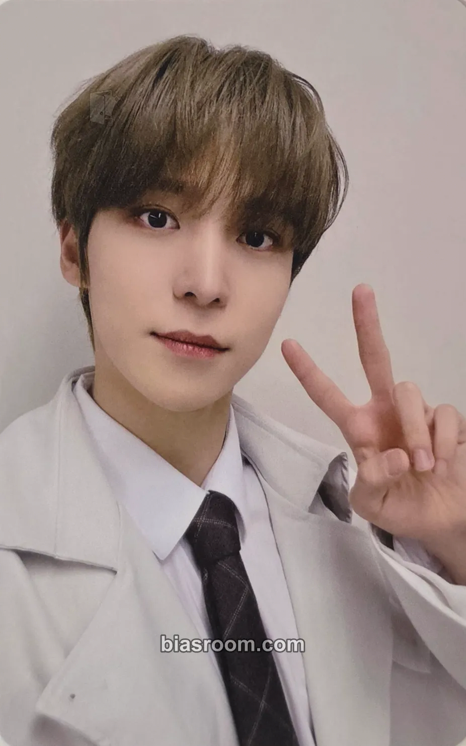 Yunho ATEEZ THE MOMENTS : XYZ POP-UP Photocard - ATEEZ - ATEEZ K-pop photocard