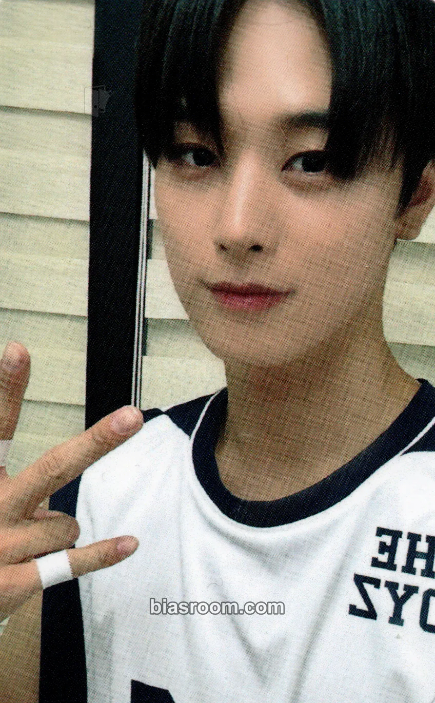 Juyeon Phantasy Pt. 1: Christmas in August Photocard - THE BOYZ - THE BOYZ K-pop photocard