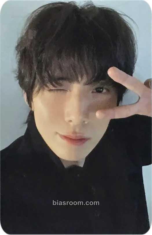 Hwiyoung About Love Photocard - SF9 - SF9 K-pop photocard