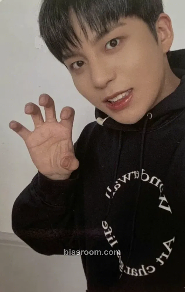 Jongho Wonderwall Merchline Photocard - ATEEZ - ATEEZ K-pop photocard