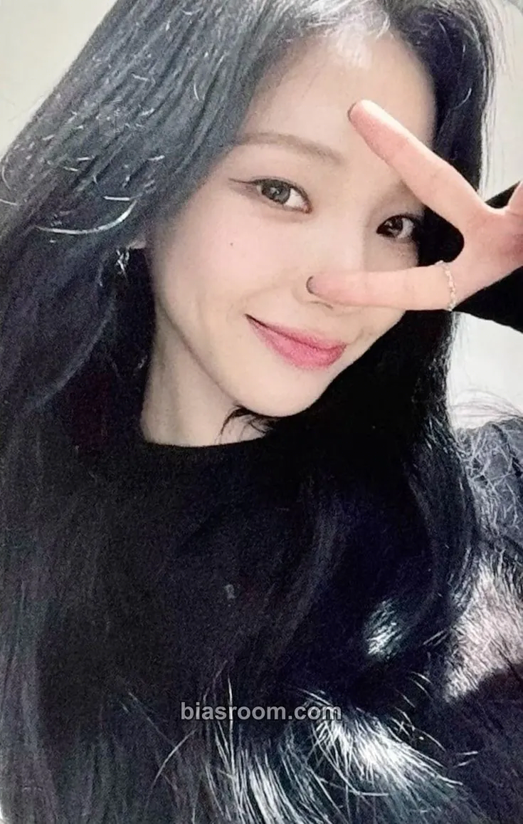 Karina My World Photocard - aespa - aespa K-pop photocard