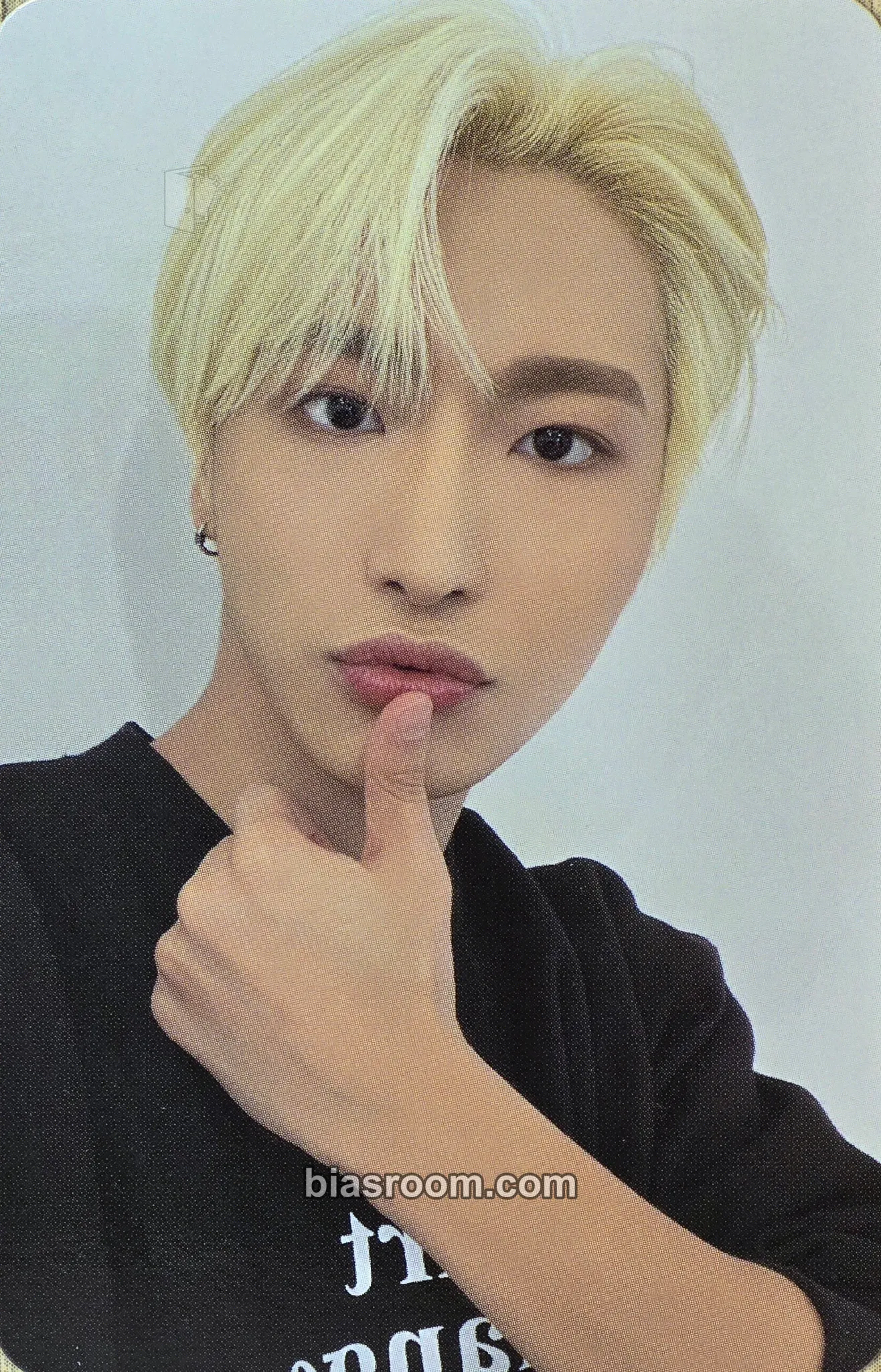 Seonghwa Wonderwall Merchline Photocard - ATEEZ - ATEEZ K-pop photocard