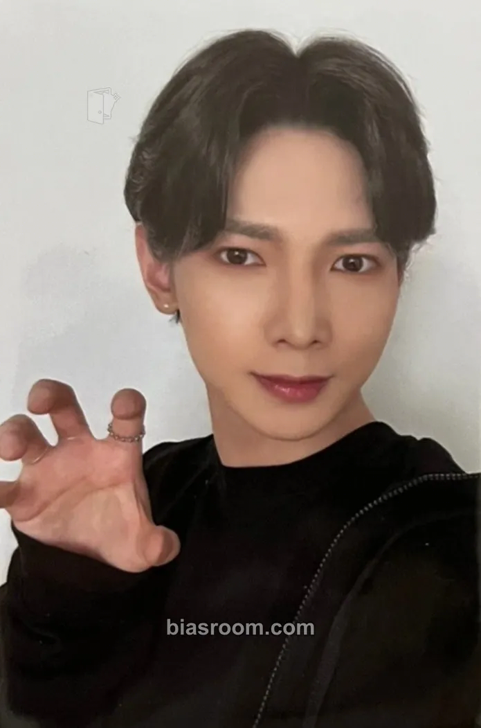 Yeosang Wonderwall Merchline Photocard - ATEEZ - ATEEZ K-pop photocard