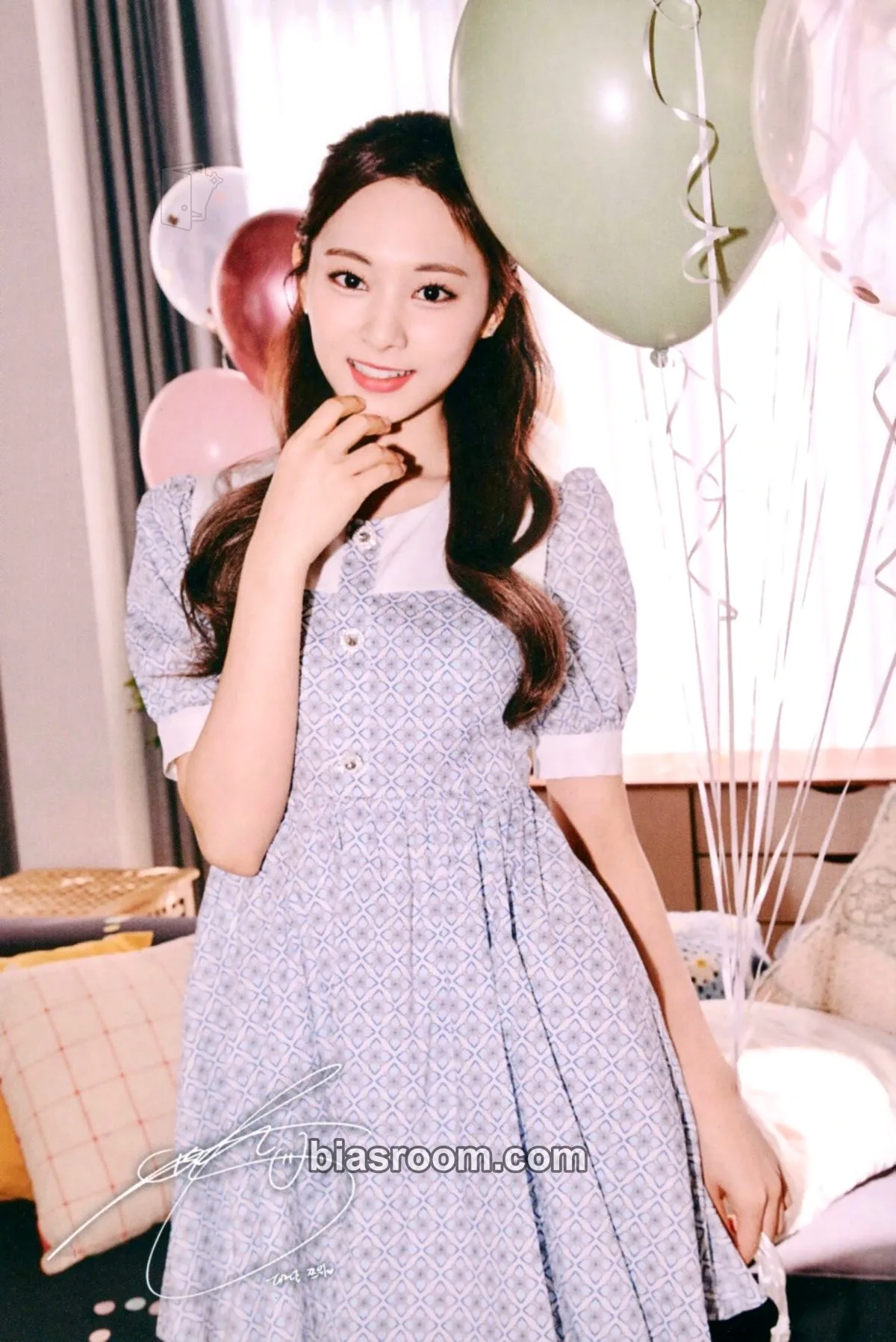 Tzuyu Happy TWICE & ONCE Day! (6th Anniversary) Photocard - TWICE - TWICE K-pop photocard