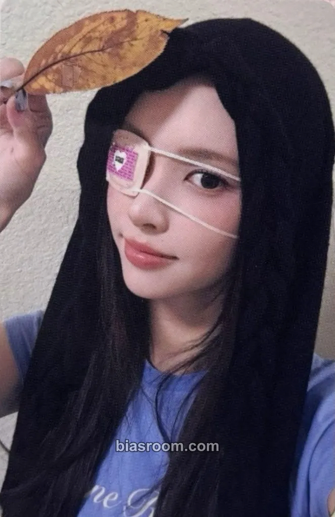 Yunah NOT CUTE ANYMORE Photocard - ILLIT - ILLIT K-pop photocard