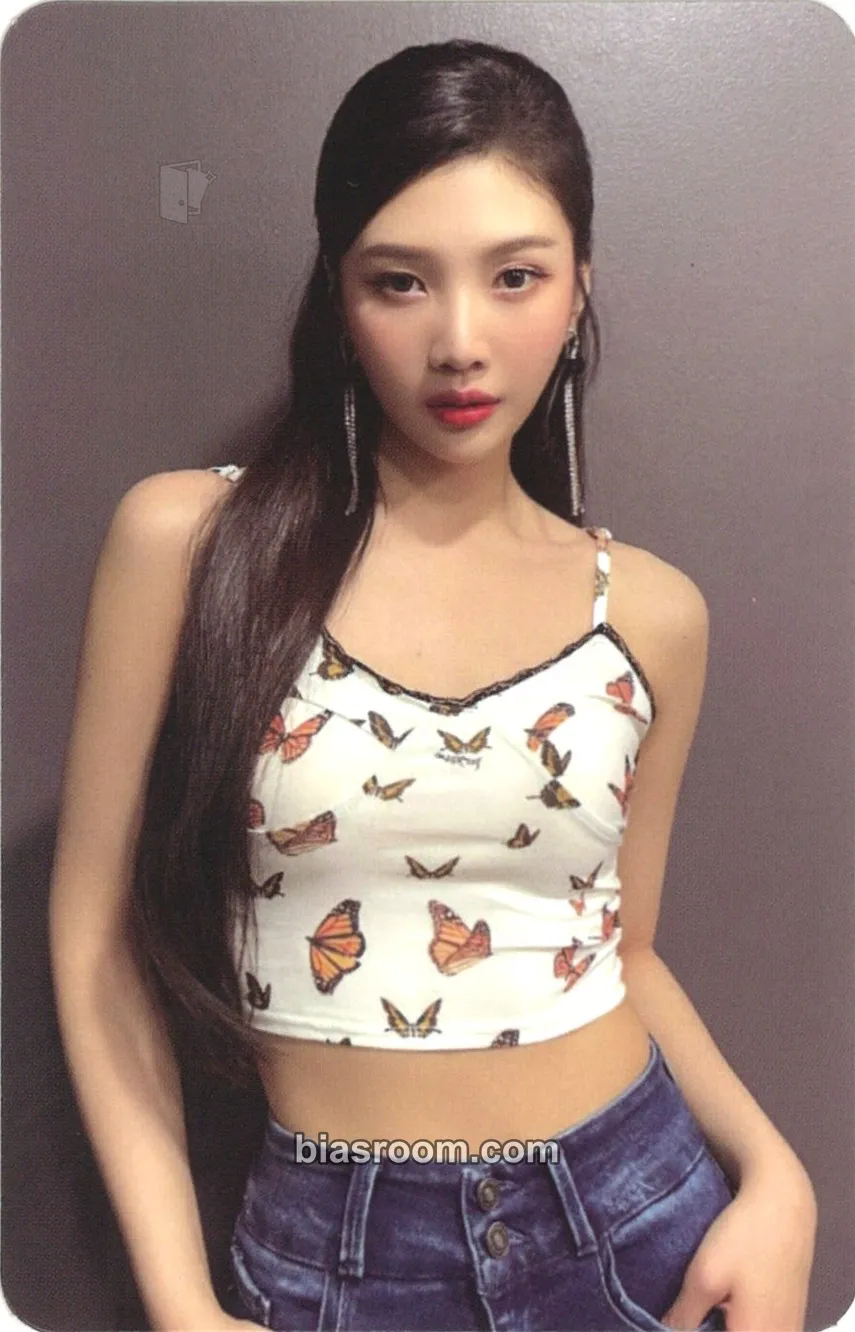 Joy SMTown Live 2022: SMCU Express Photocard - Red Velvet - Red Velvet K-pop photocard