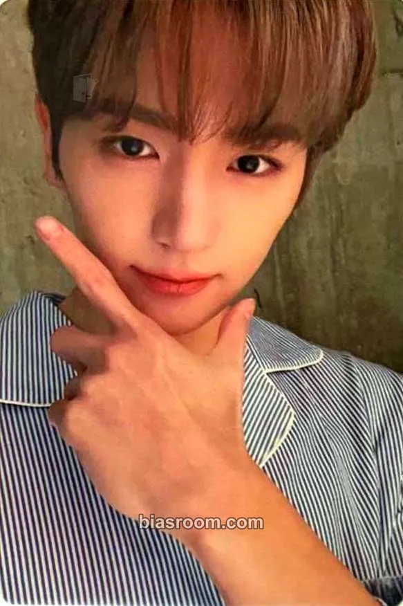 Hyunjae Medicube x The Boyz Photocard - THE BOYZ - THE BOYZ K-pop photocard
