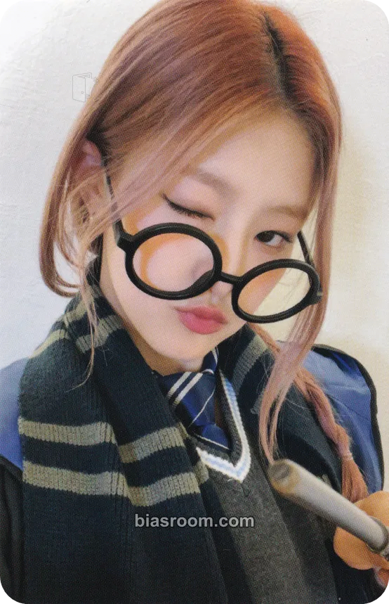 Haneul Born to be XX Photocard - KISS OF LIFE - KISS OF LIFE K-pop photocard