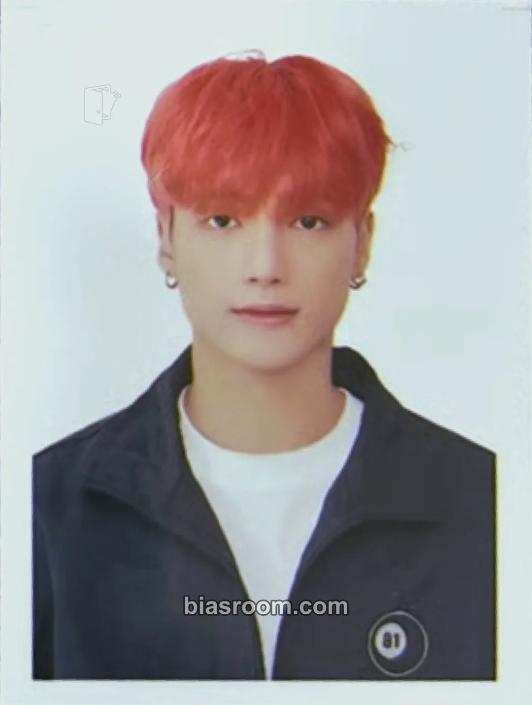Wooyoung Wonderwall Merchline Photocard - ATEEZ - ATEEZ K-pop photocard