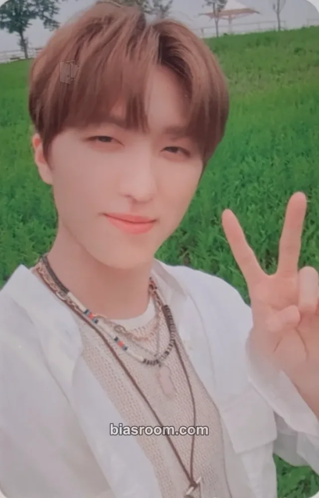 SF9 - Chani - 9loryUS Album album photocard album inclusion golden chaser version
