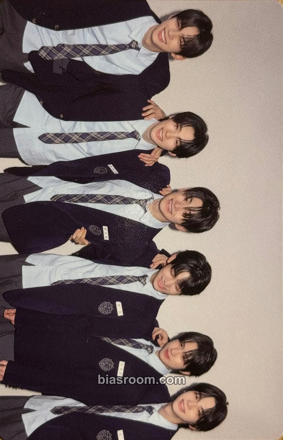 Last Bell Photocard - TWS - TWS K-pop photocard