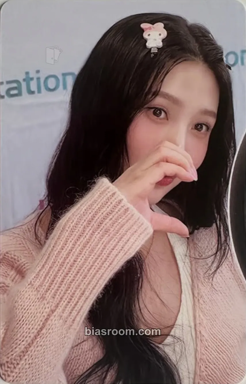 Joy Chill Kill Photocard - Red Velvet - Red Velvet K-pop photocard