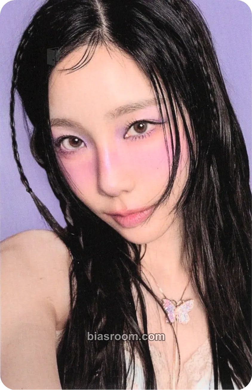 Taeyeon Panorama: The Best of Taeyeon Photocard - Taeyeon K-pop photocard