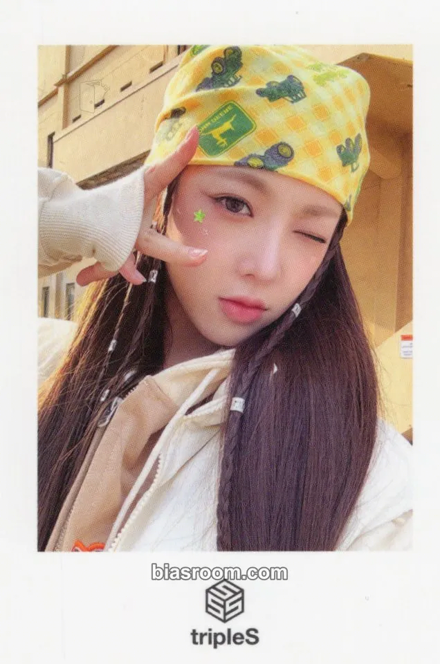 Nien Performante Photocard - tripleS - tripleS K-pop photocard
