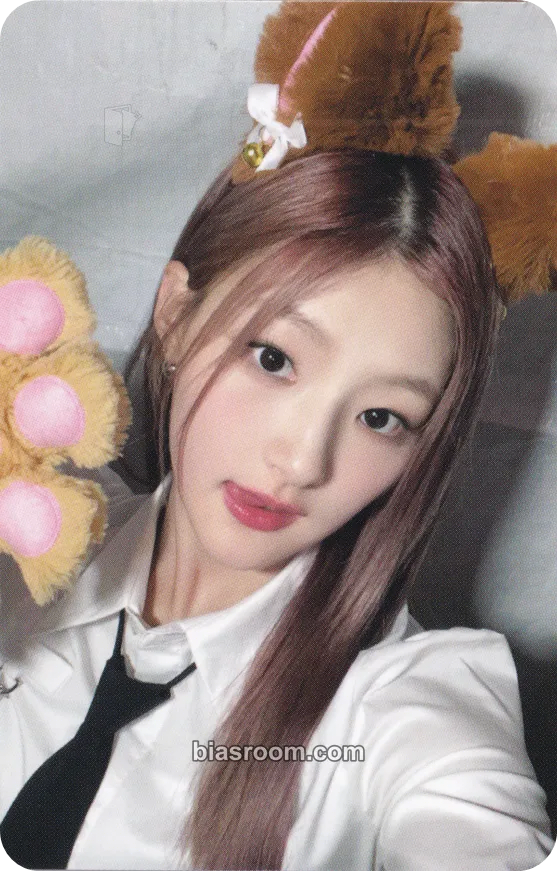 Haneul Born to be XX Photocard - KISS OF LIFE - KISS OF LIFE K-pop photocard