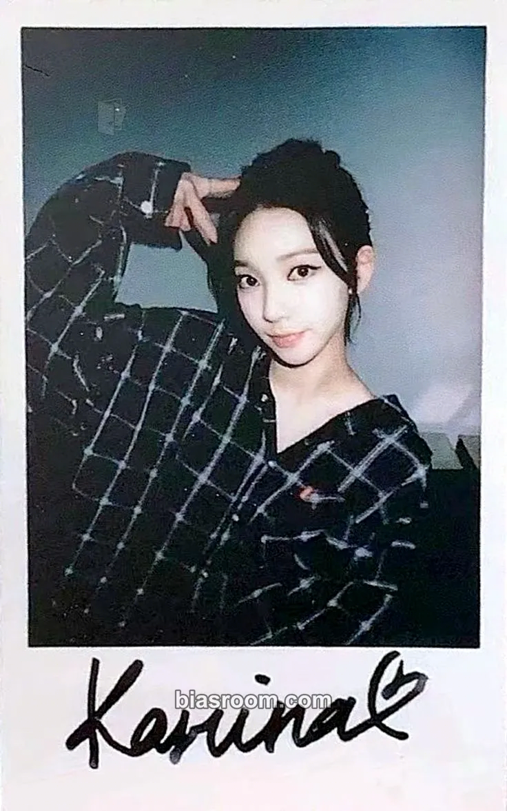 Karina Girls Photocard - aespa - aespa K-pop photocard