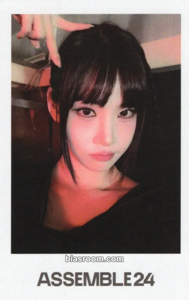 Nakyoung Assemble24 Photocard - tripleS - tripleS K-pop photocard