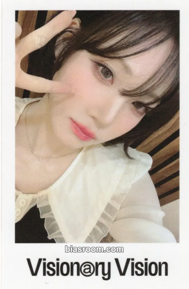Nakyoung Performante Photocard - tripleS - tripleS K-pop photocard