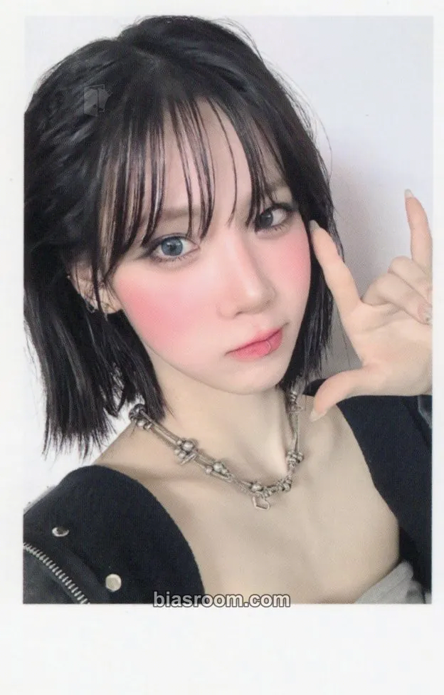 Nakyoung Performante Photocard - tripleS - tripleS K-pop photocard