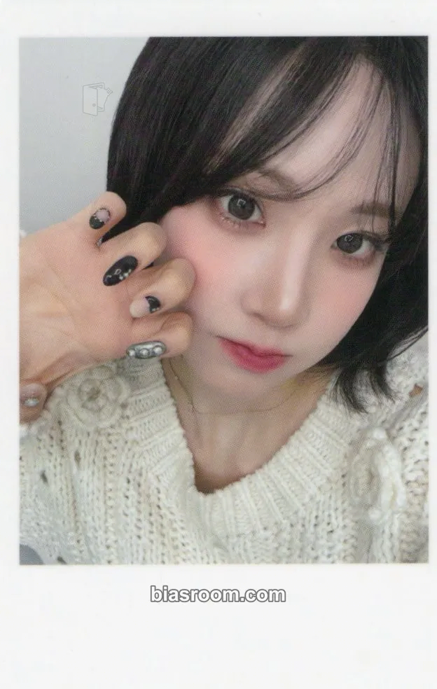 Nakyoung Performante Photocard - tripleS - tripleS K-pop photocard