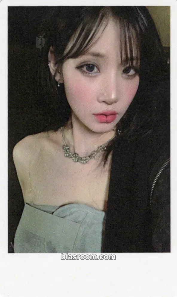 Nakyoung Performante Photocard - tripleS - tripleS K-pop photocard