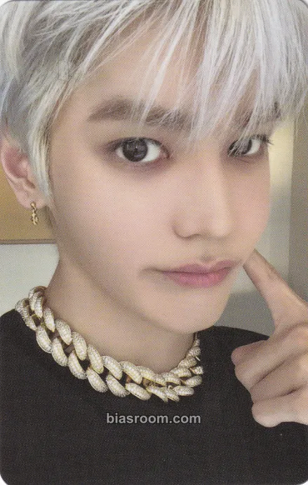 Taeyong 2 BADDIES MD Photocard - NCT 127 - NCT 127 K-pop photocard