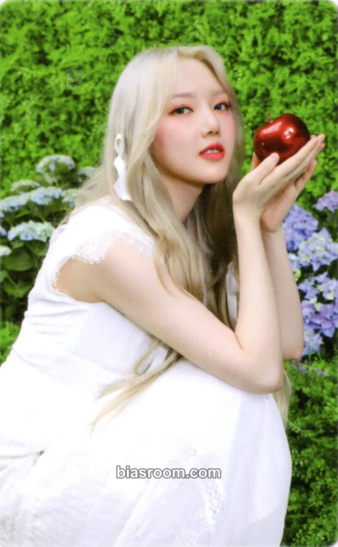 Yerin 回: Song of the Sirens Photocard - GFRIEND - GFRIEND K-pop photocard