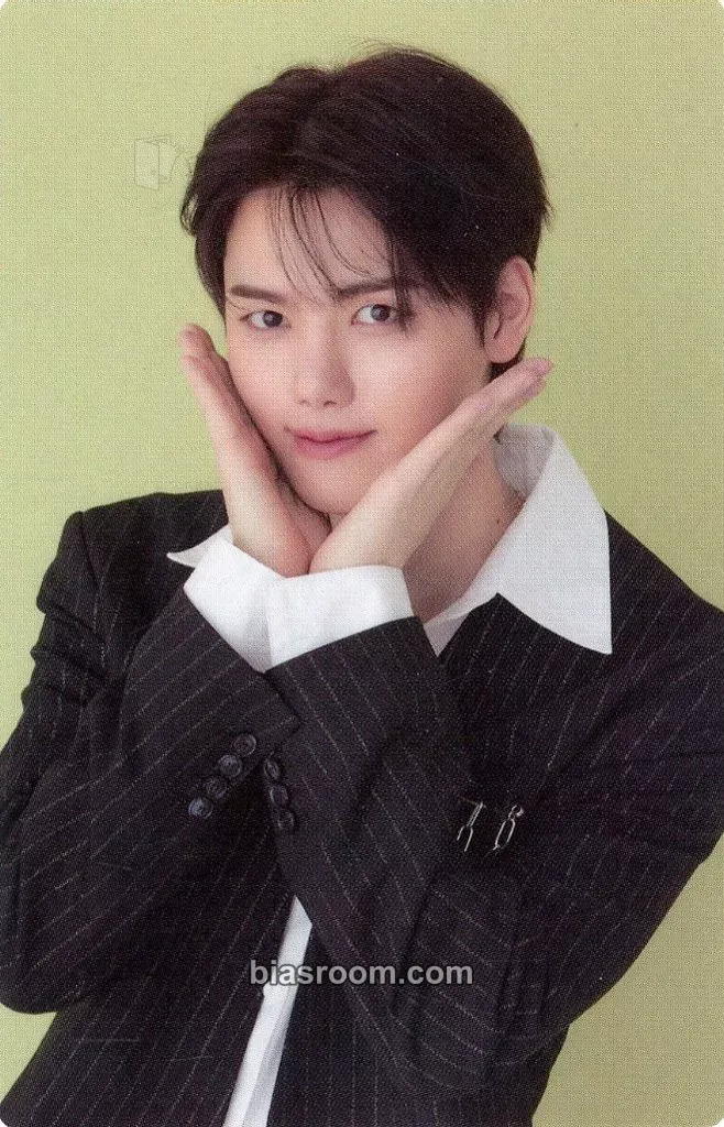 Minhee SHOW OFF Photocard - CRAVITY - CRAVITY K-pop photocard