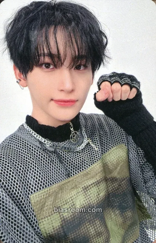 Jungmo FIND THE ORBIT Photocard - CRAVITY - CRAVITY K-pop photocard