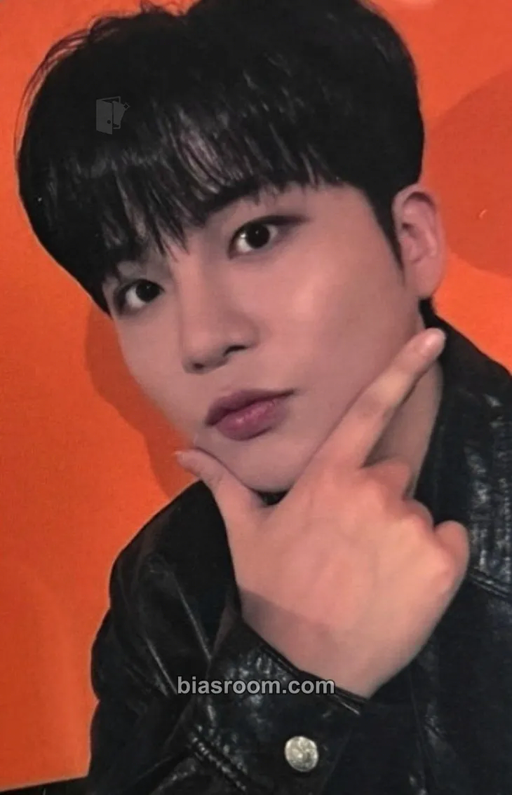 Jongho Wonderwall Merchline Photocard - ATEEZ - ATEEZ K-pop photocard
