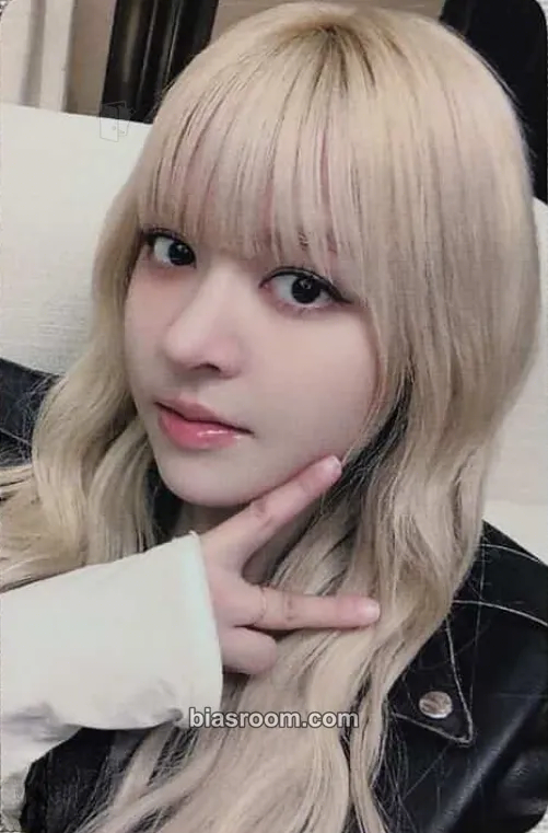 Lily EPISODE 1: ZERO FRONTIER - Pop-Up Store Photocard - NMIXX - NMIXX K-pop photocard