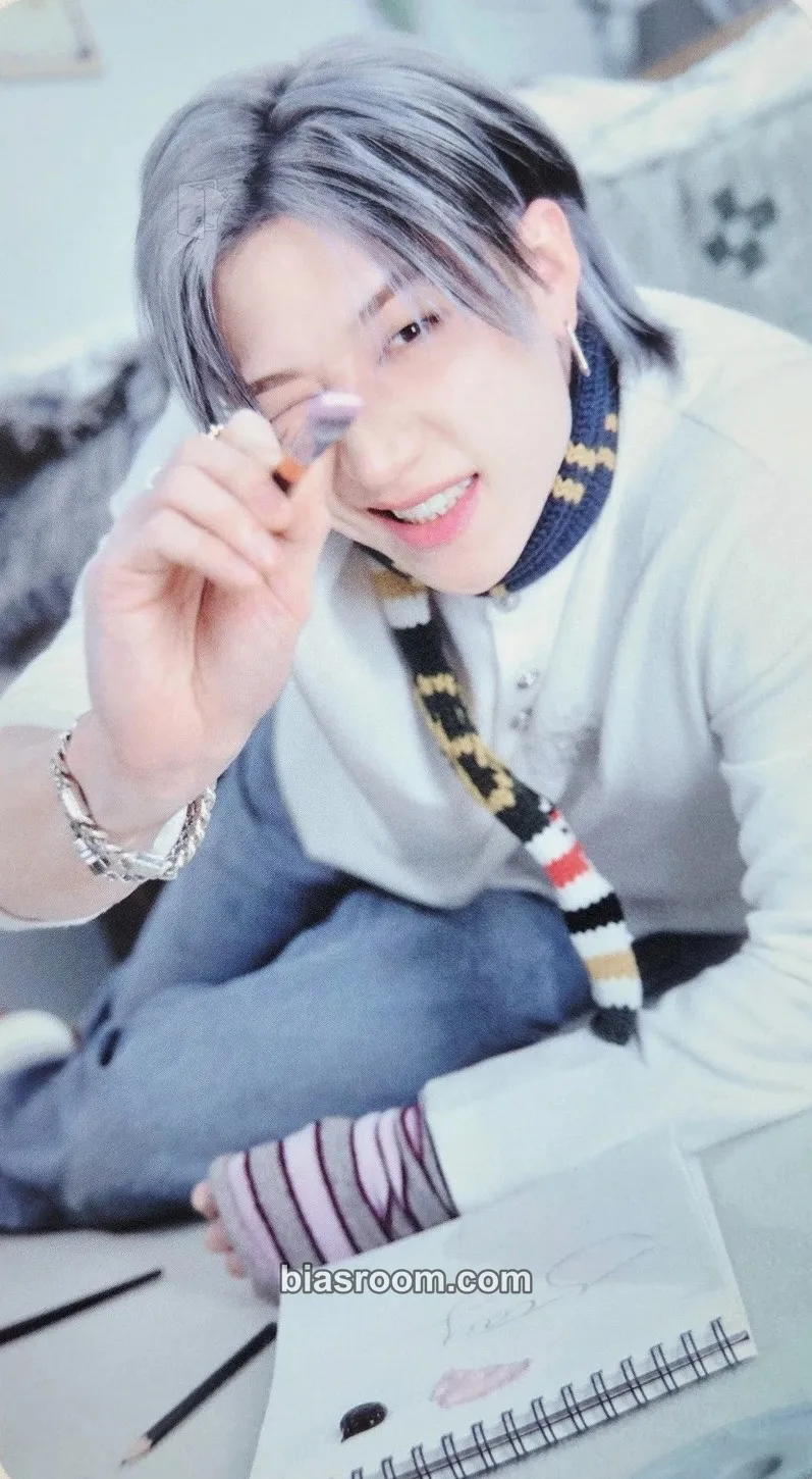 Bang Chan 6th Fanmeeting - STAY in Our Little House Photocard - Stray Kids - Stray Kids K-pop photocard