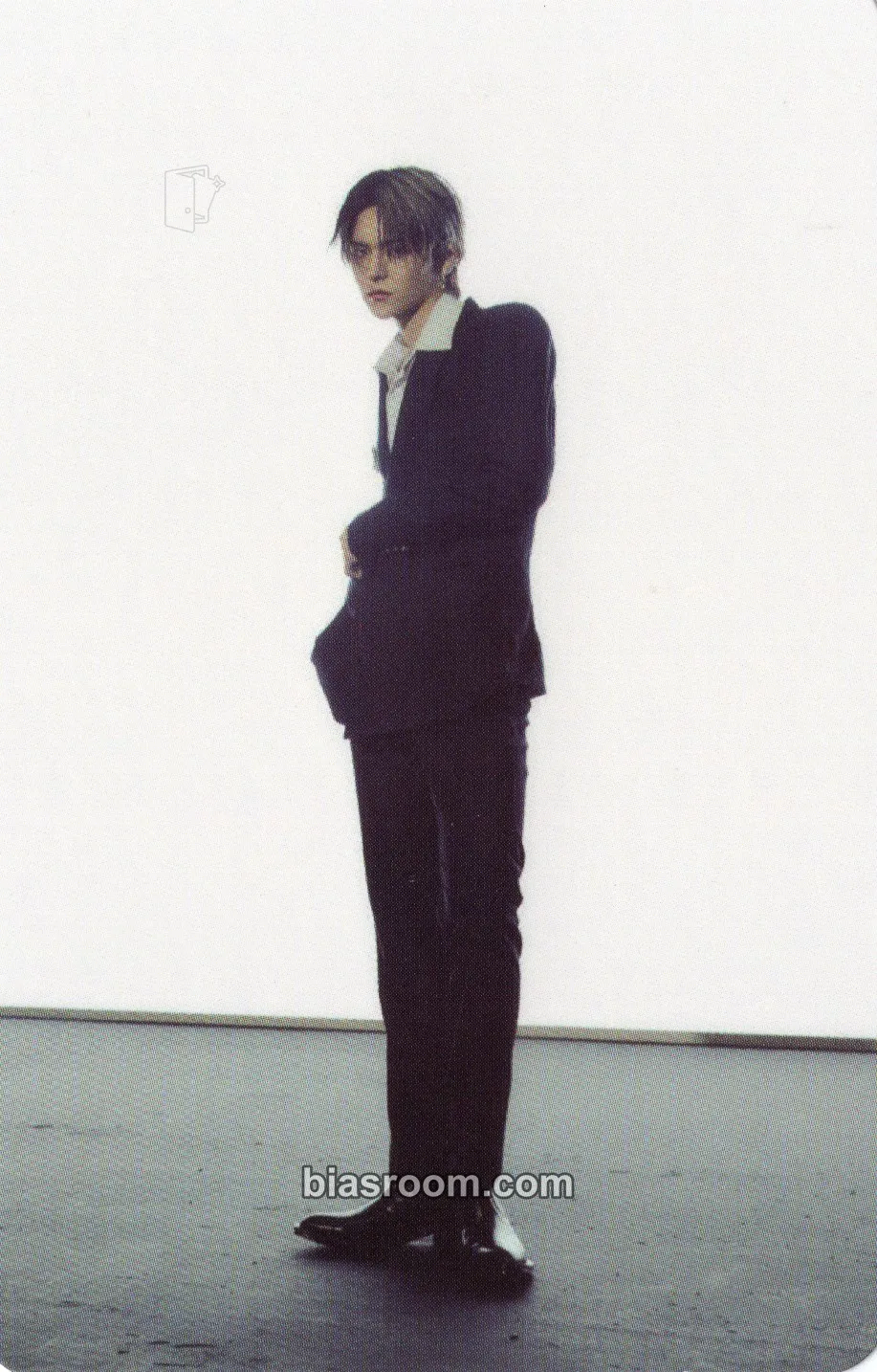 Yoshi REBOOT Photocard - TREASURE - TREASURE K-pop photocard
