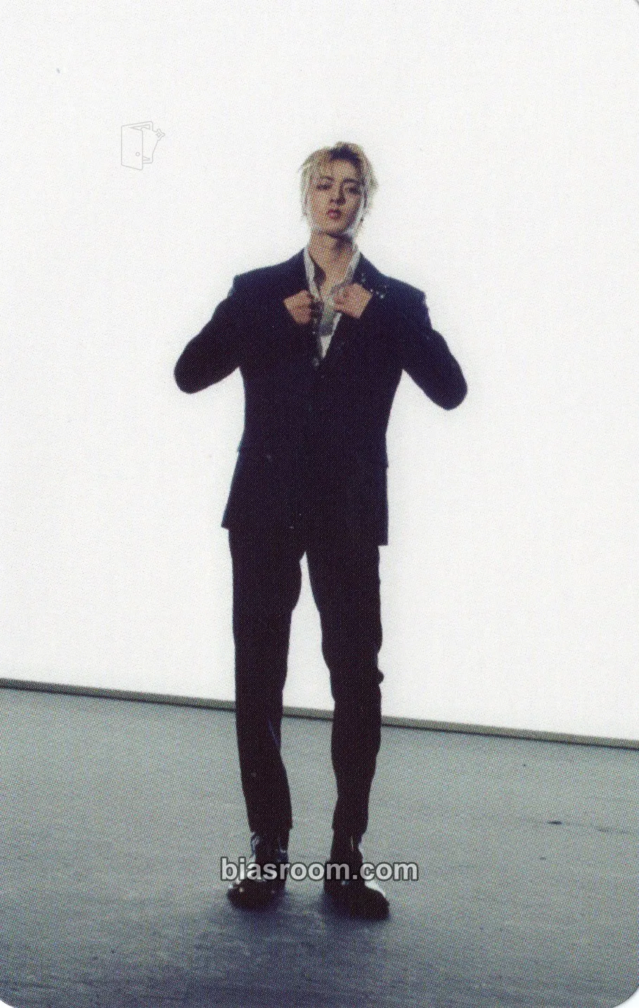 Haruto REBOOT Photocard - TREASURE - TREASURE K-pop photocard