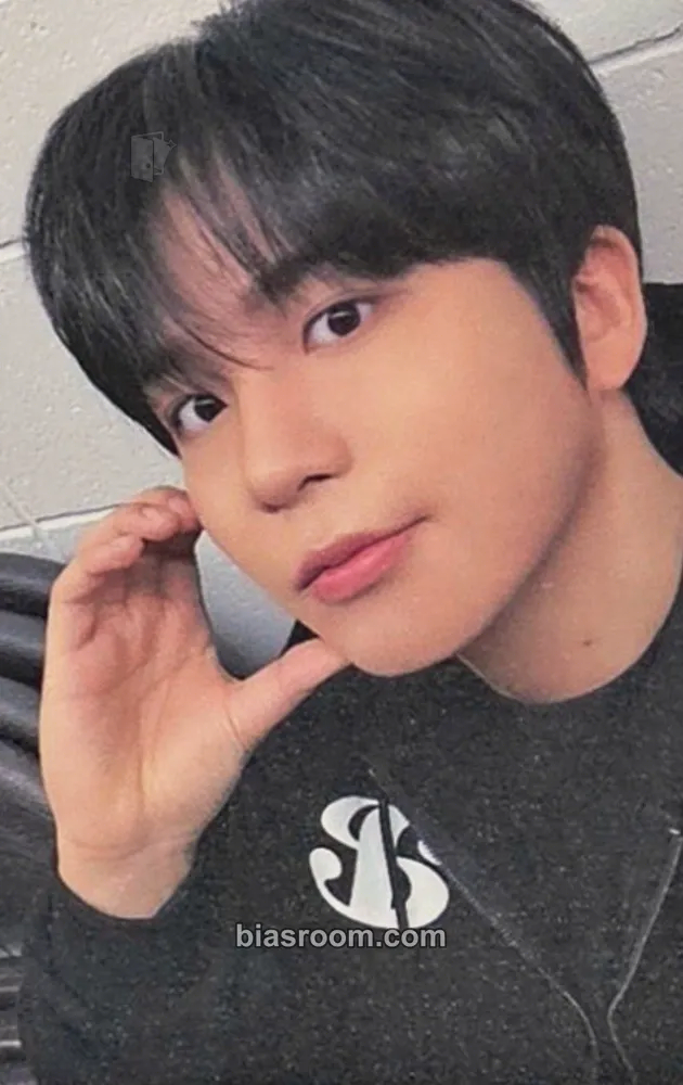 Jongho Wonderwall Merchline Photocard - ATEEZ - ATEEZ K-pop photocard
