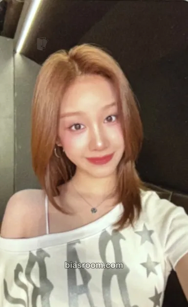 Pharita HOT SAUCE Photocard - BABYMONSTER - BABYMONSTER K-pop photocard
