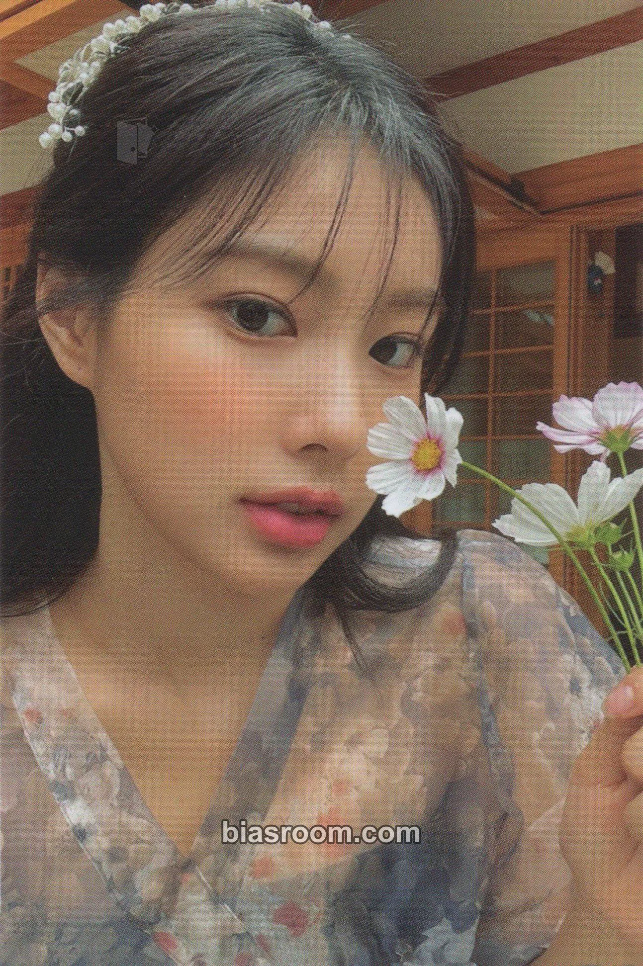 Hyewon 2022 Season’s Greetings - 수필집 Photocard - Kang Hyewon - Kang Hyewon K-pop photocard