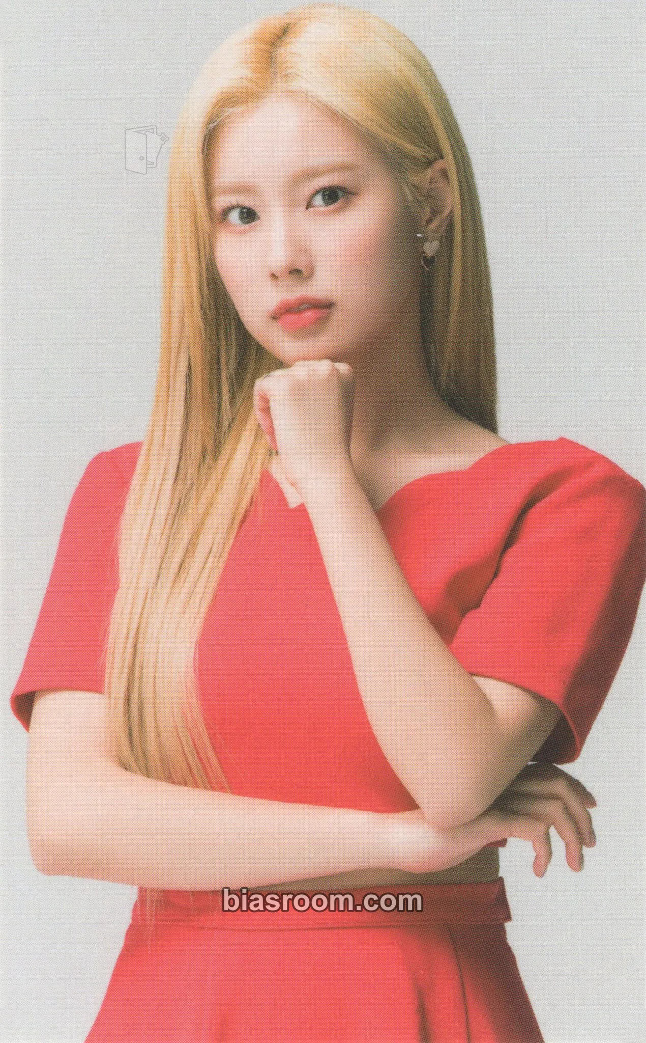 Hyewon Twelve Photocard - IZ*ONE - IZ*ONE K-pop photocard
