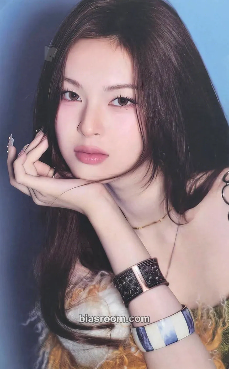 Chiquita WE GO UP Photocard - BABYMONSTER - BABYMONSTER K-pop photocard