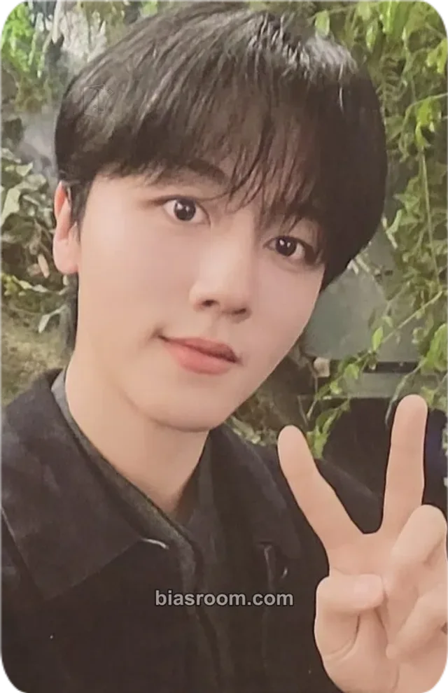 SF9 - Youngbin - About Love Album album photocard loved one version