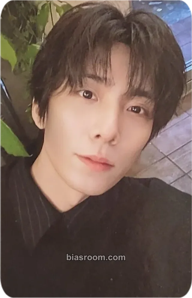 SF9 - Hwiyoung - About Love Album album photocard loved one version