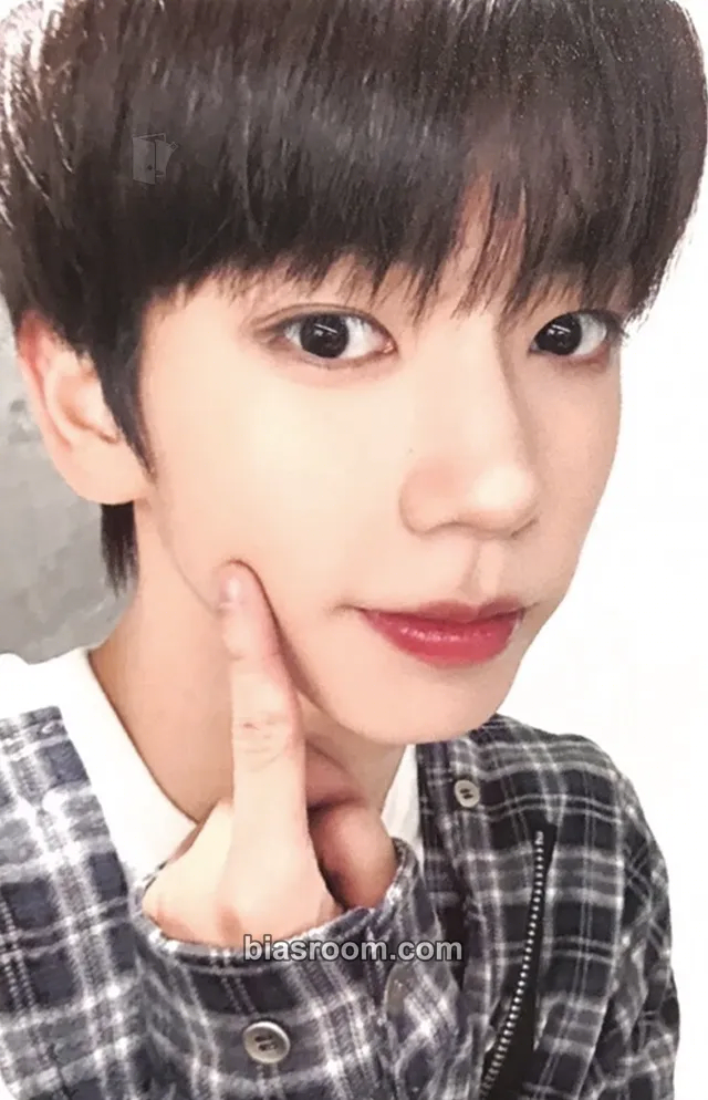 Haemin Like a Friend Photocard - 8TURN - 8TURN K-pop photocard
