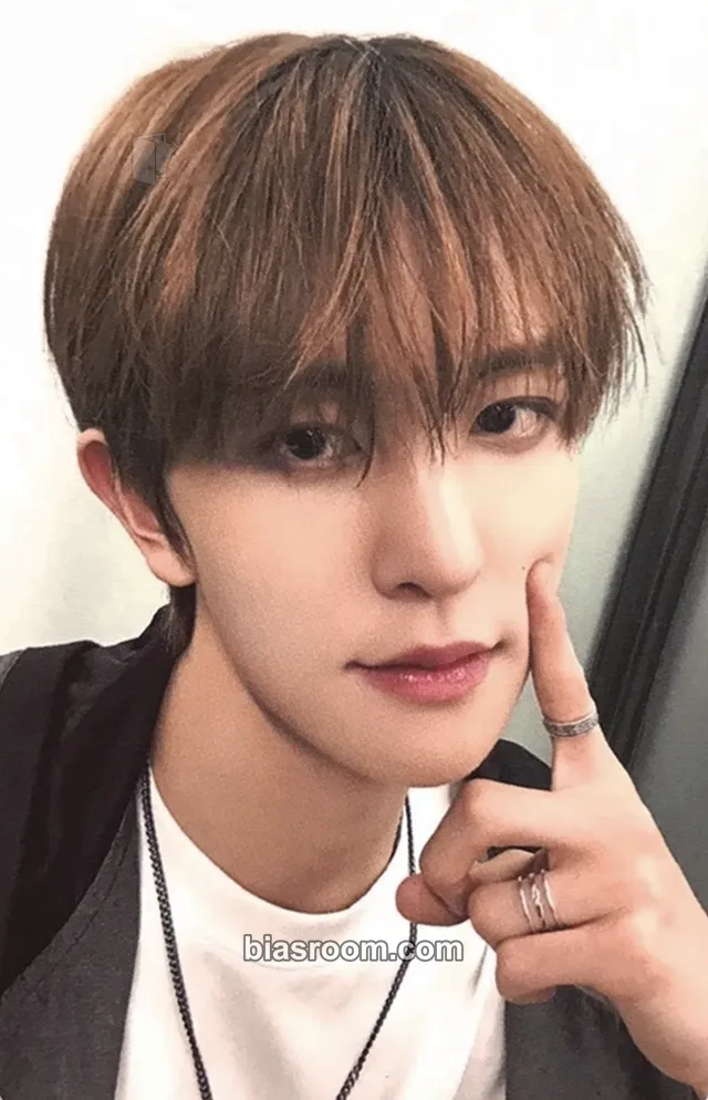 Kyungmin Like a Friend Photocard - 8TURN - 8TURN K-pop photocard
