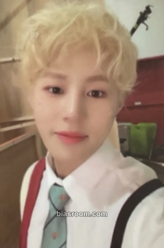 Ha Sung Woon My Moment Photocard - Ha Sung Woon K-pop photocard