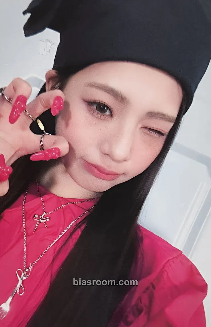Seowon SWICY Photocard - UNIS - UNIS K-pop photocard