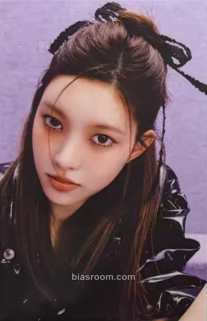 Yunah I'LL LIKE YOU Photocard - ILLIT - ILLIT K-pop photocard
